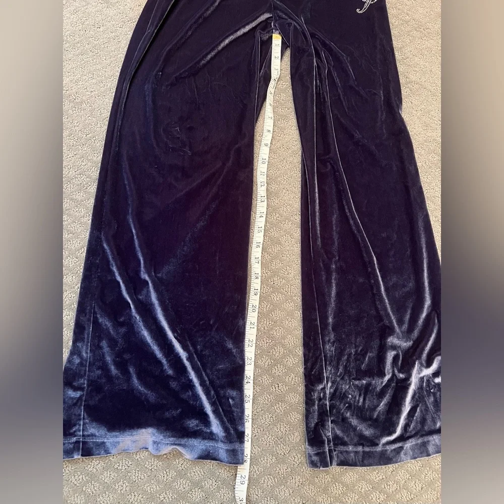 ❤️🔥❤️🔥SALE!! “PINK” velour lounging pants in purple, size Small - Picture 5 of 5